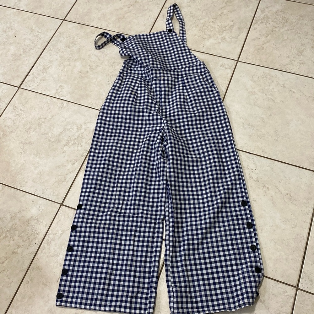 Chic Wide-leg Jumpsuit